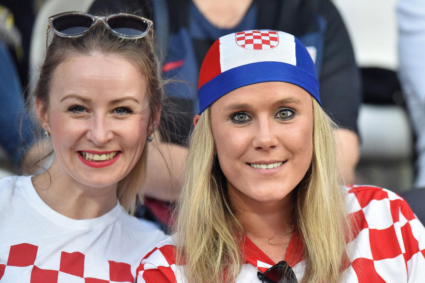 Tamo je i hrvatska predsjednica Kolinda Grabar-Kitarović koja je velika navijačica Hrvatske