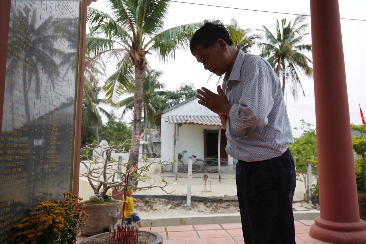 Spomenik podignut masakru u My Laiju koji je počinila američka vojska
