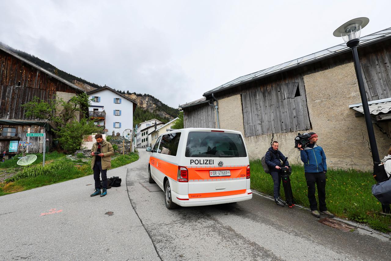 Residents of a Swiss village, Brienz, evacuate due to risks of more rockslides