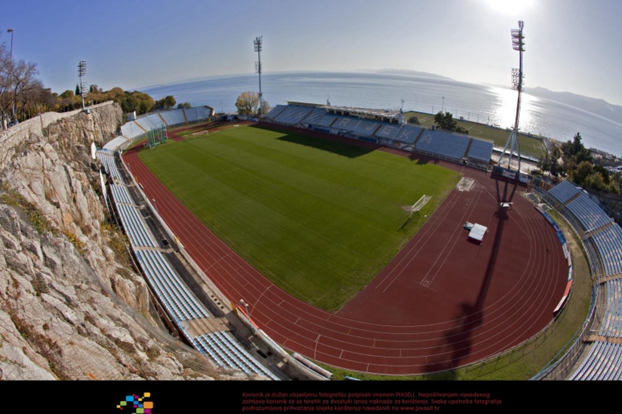 '10.11.2011. Stadion Kantrida, Rijeka - Na internet stranici poznate globalne televizije CNN predstavljeno je osam stadiona koje treba posjetiti, a nisu oni najpoznatiji u Riju, Madridu, Londonu ili B