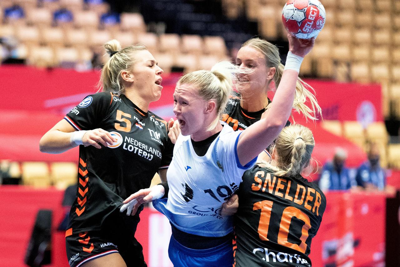EHF Euro Women's Handball Championship - Placement match for Fifth - Russia v Netherlands