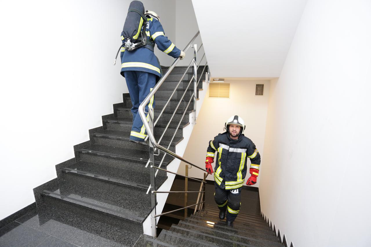 Humanitarna vatrogasna utrka stepenicama Zagreb Firefighter stair challenge