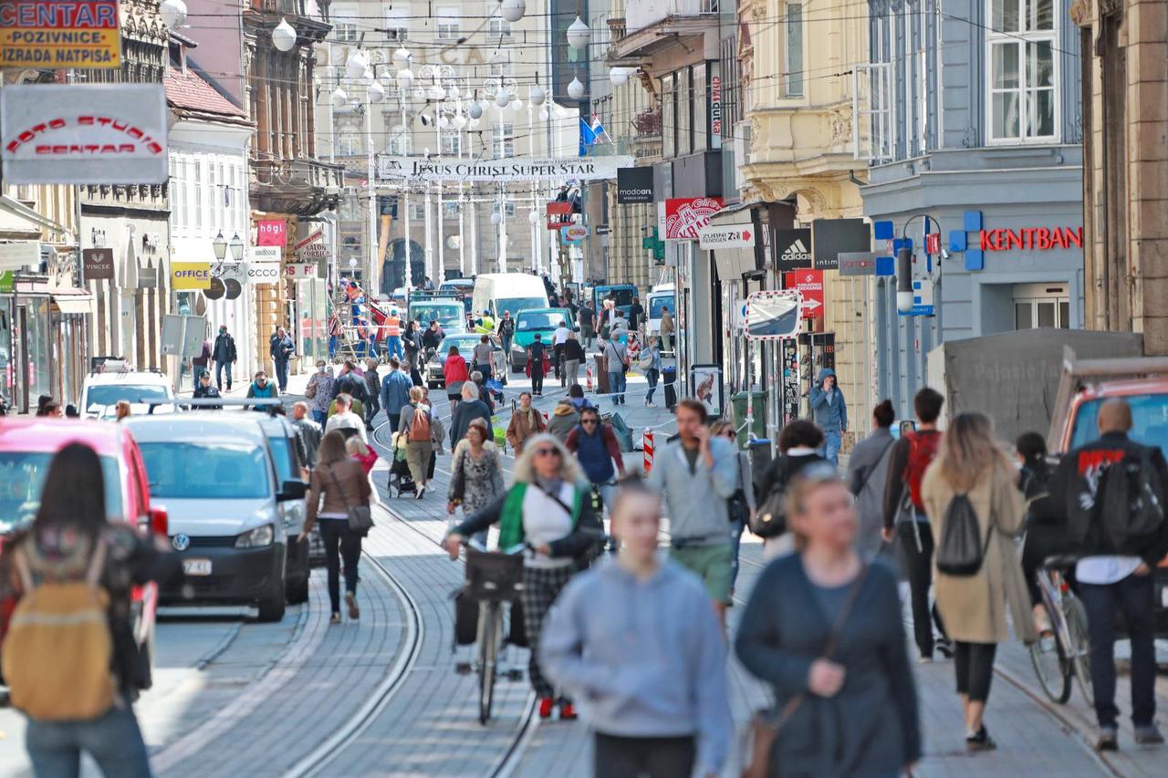 Zagreb: Gradska svakodnevica u centru grada
