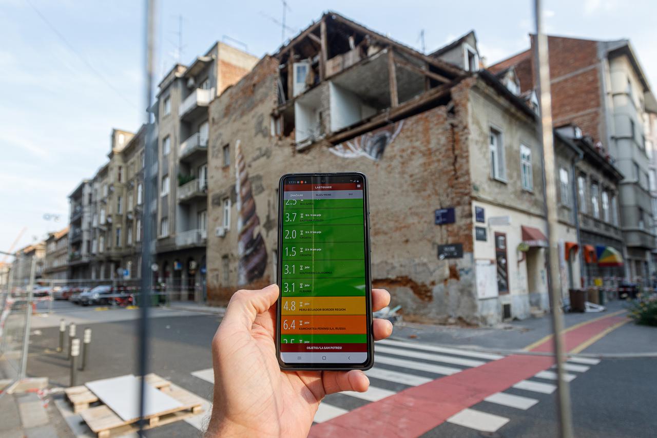 Earthquakes for mobile - aplikacija za praćenje potresa