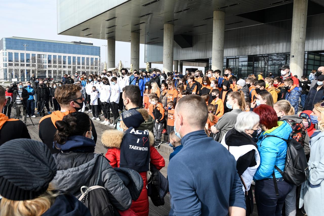 Zagreb: Taekwondaši prosvjedovali za otvaranje treninga