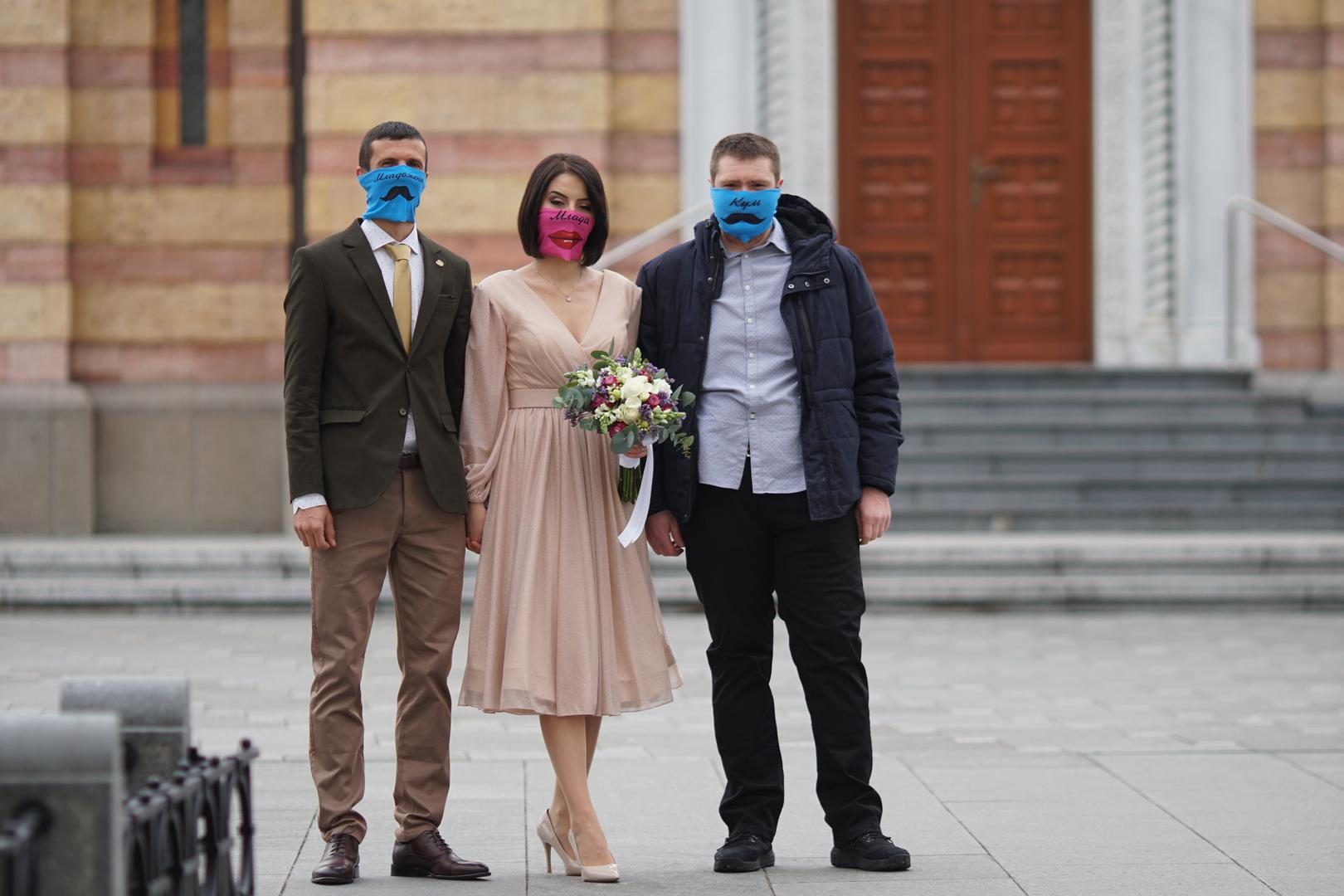27.03.2020.,Banja Luka, BIH - Odrzano je jedino vjencanje koje nije otkazano u Banja Luci. Vjencanju je bio  prisutan minimalan broj ljudi, a uzvanici su nosili  posebne brendirane maske za lice. 
Photo: Dejan Rakita/PIXSELL