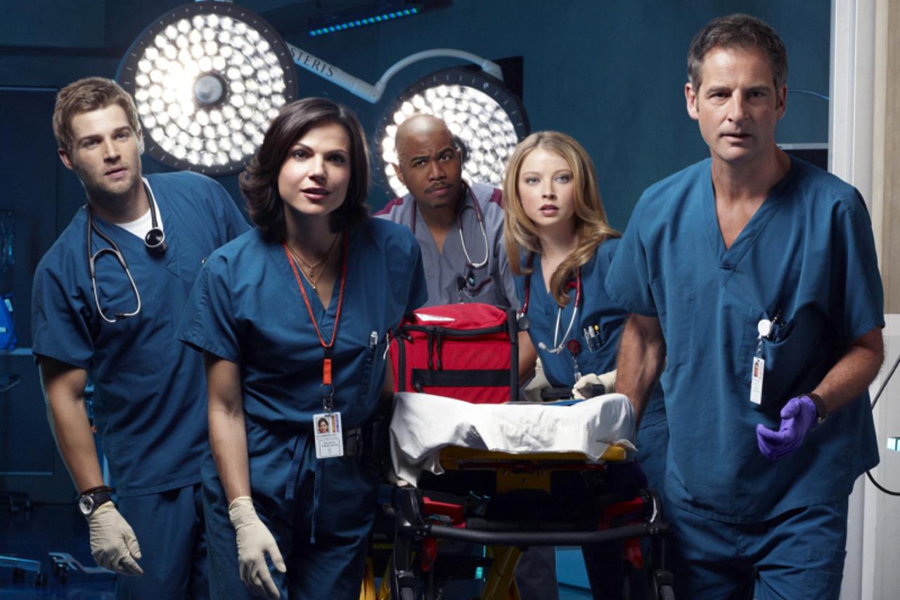 'Mike Vogel, Lana Parrilla, Omar Gooding, Elisabeth Harnois and Jeremy Northam (left to right) star in the new series MIAMI MEDICAL premiering Spring 2010 on the CBS Television Network. PHOTO: MATTHIS