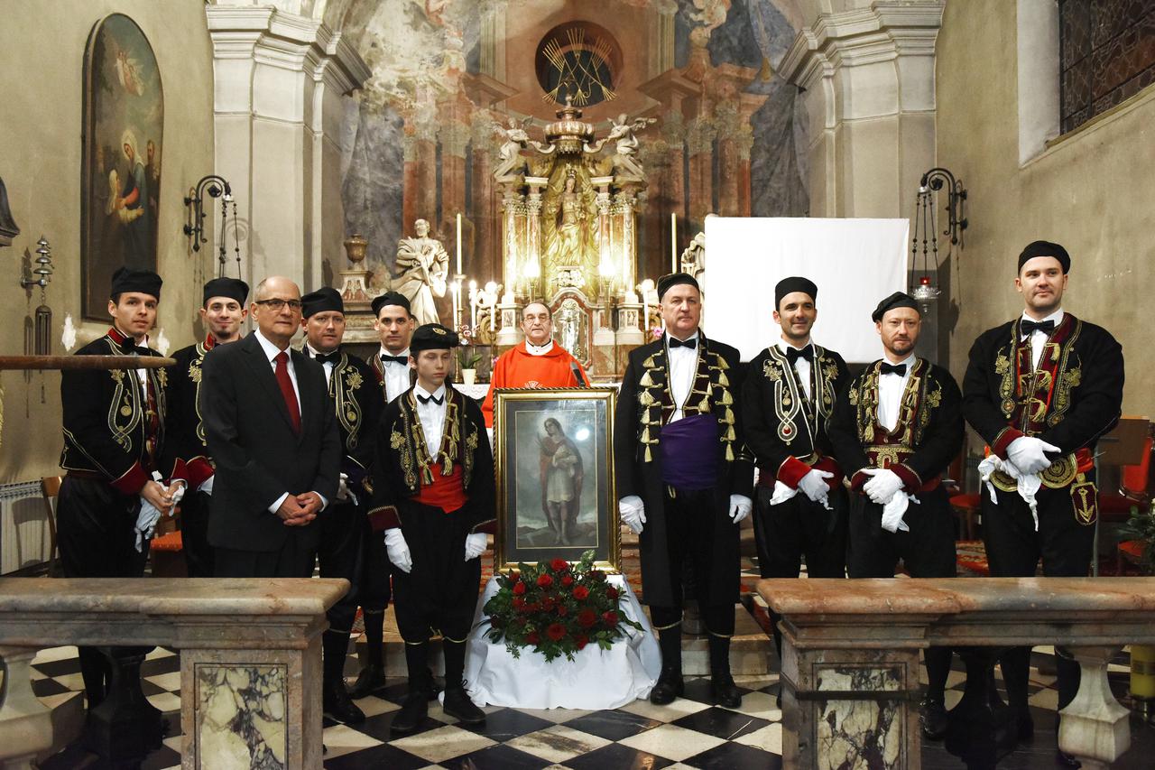 Četa mornara na misi za sv. Tripuna u Zagrebu
