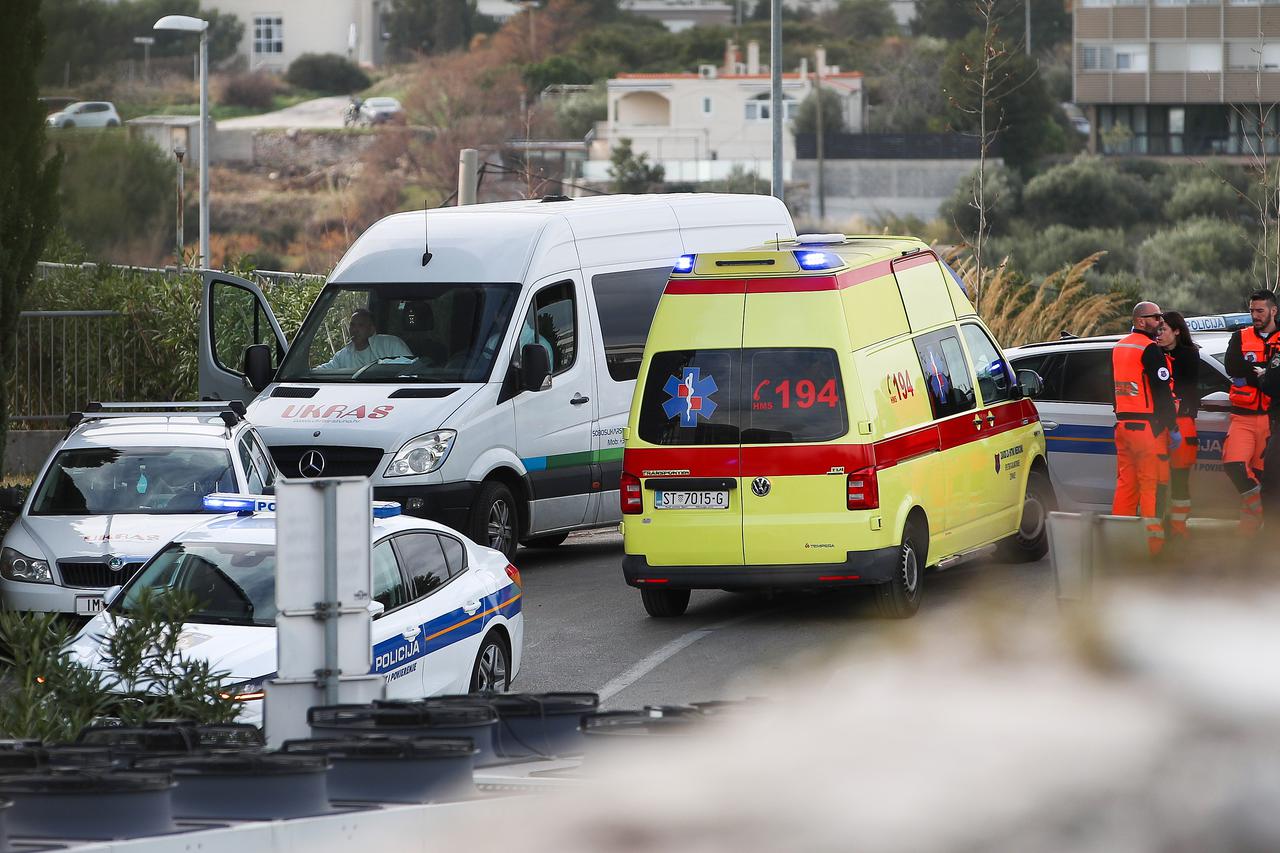 Zbog curenja klora evakuiran hotel u Splitu, dvije osobe u bolnici