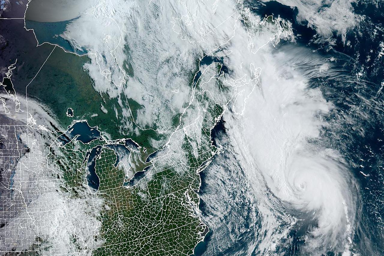 Hurricane Fiona advances towards Canada's Maritimes provinces
