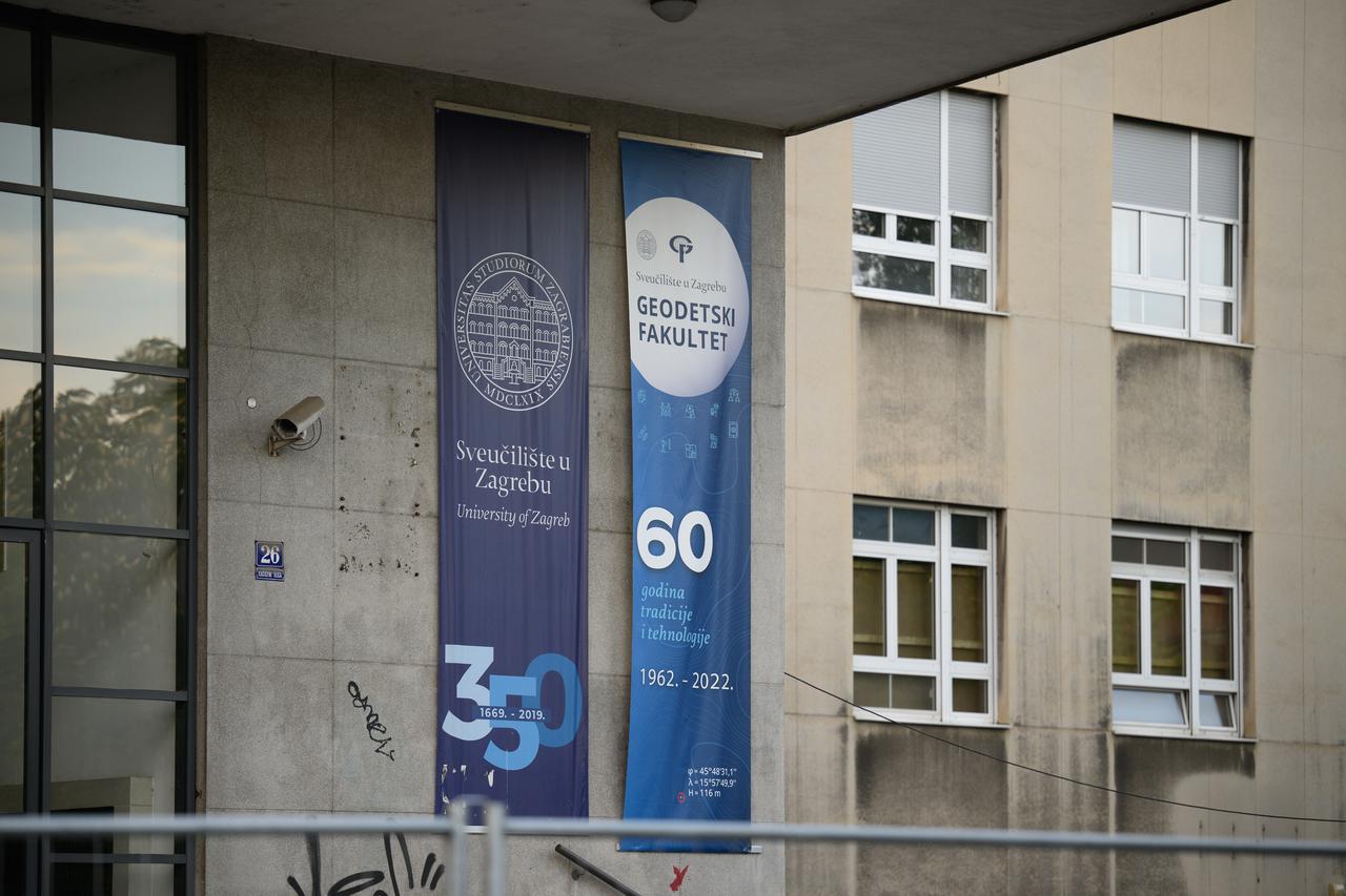 Zagreb: Zgrada Arhitektonskog, Geodetskog i Građevinskog fakulteta u Kačićevoj ulici