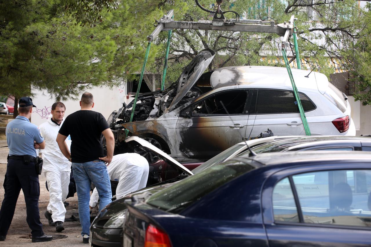 Split: U ranim jutarnjim satima gorjeli automobili