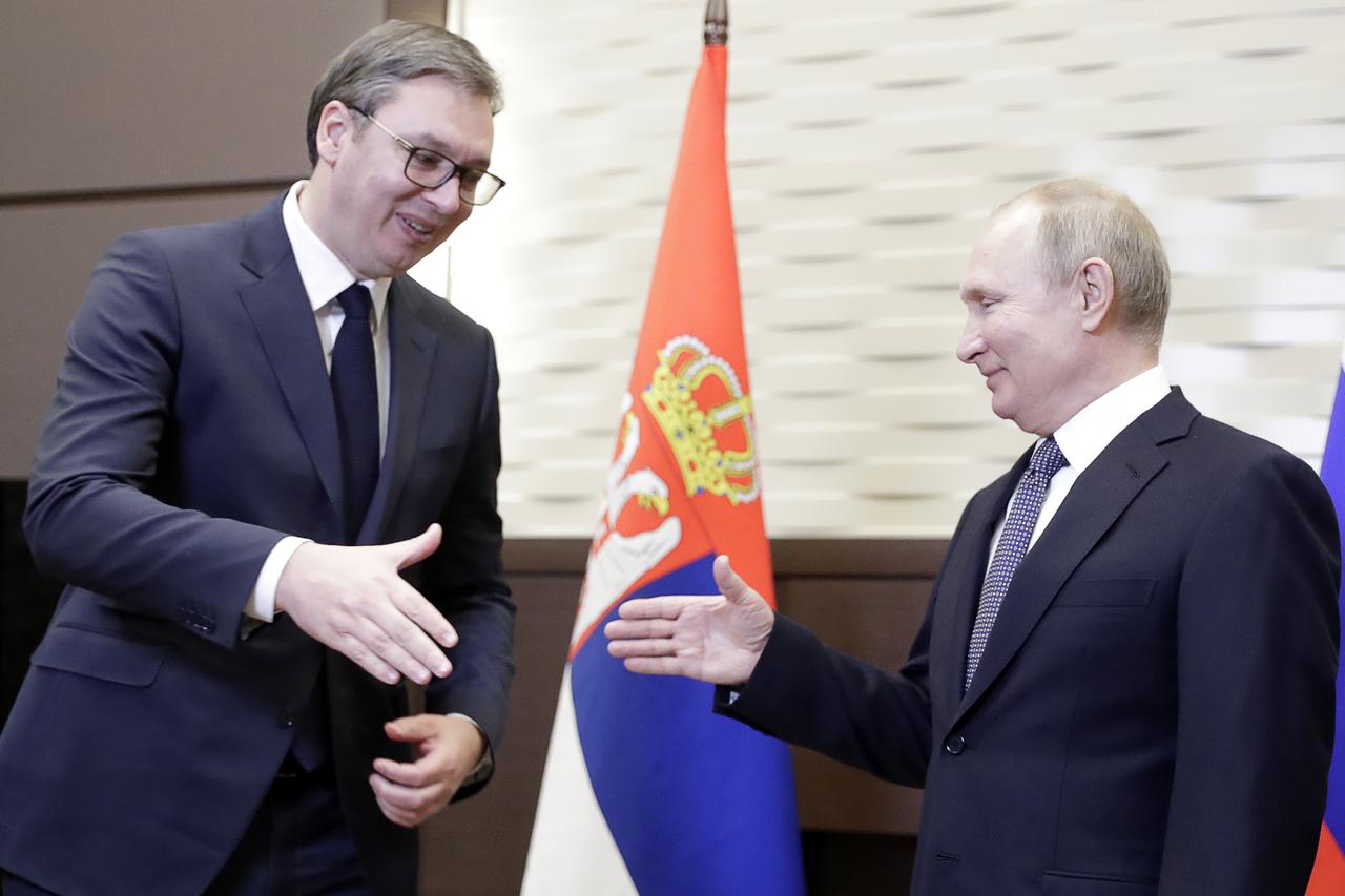 Predsjednik Srbije Aleksandar Vu?i? i Vladimir Putin susreli se u So?iju