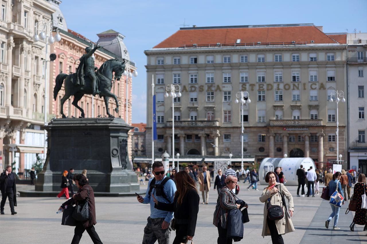 Zagreb: Sunčan i topao dan u centru grada 