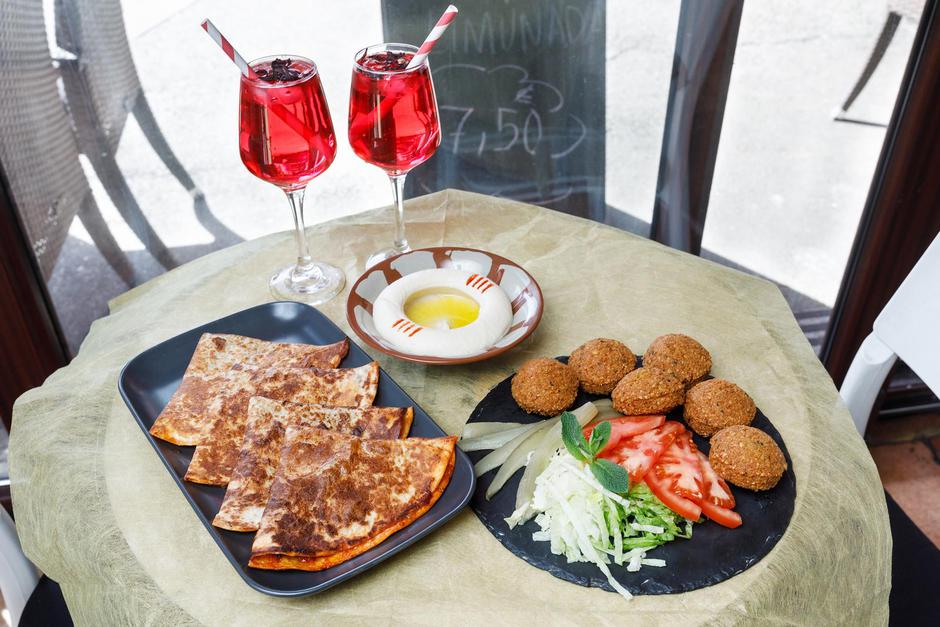 Zagreb: Libanonski restoran i dućan Lazeez