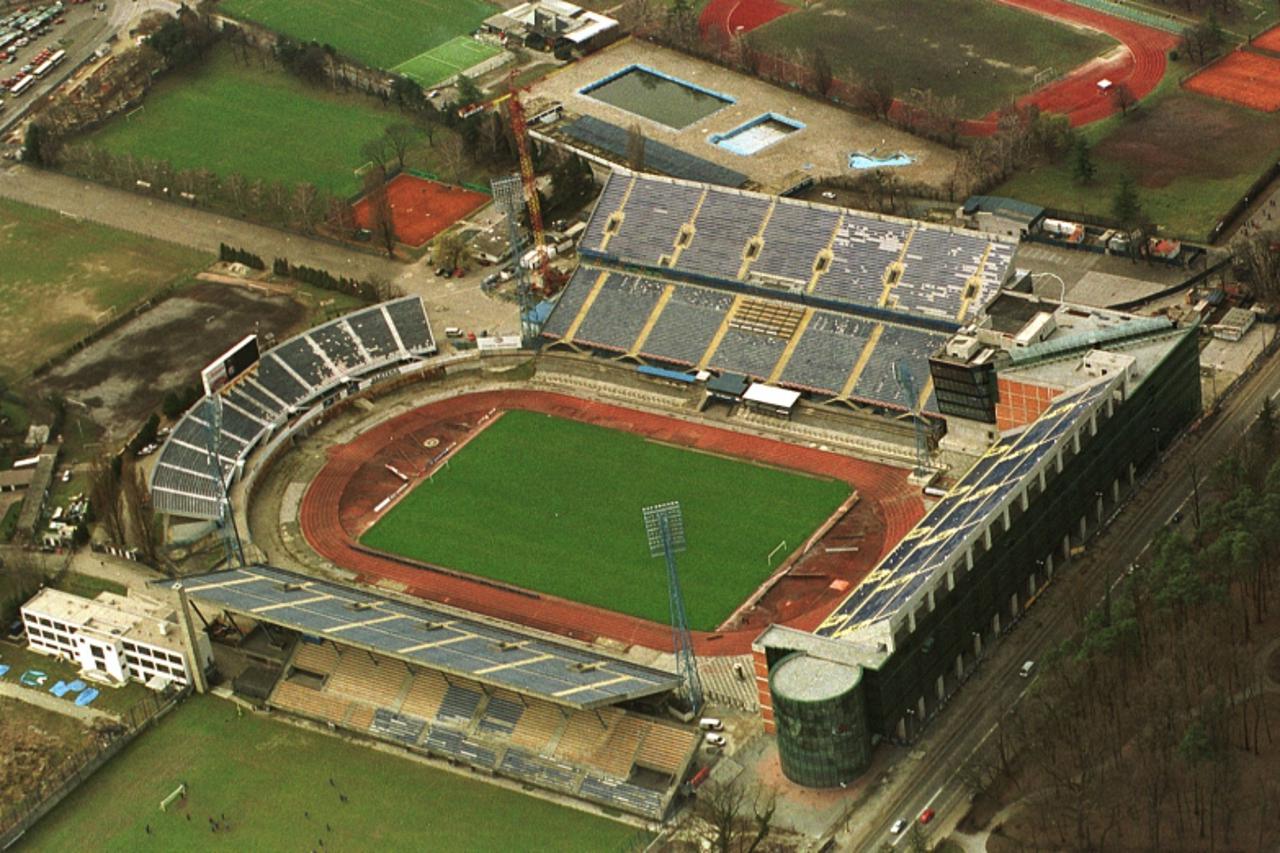'zagreb, 27.02.2002. zagreb iz zraka stadion maksimir snimio patrik macek'