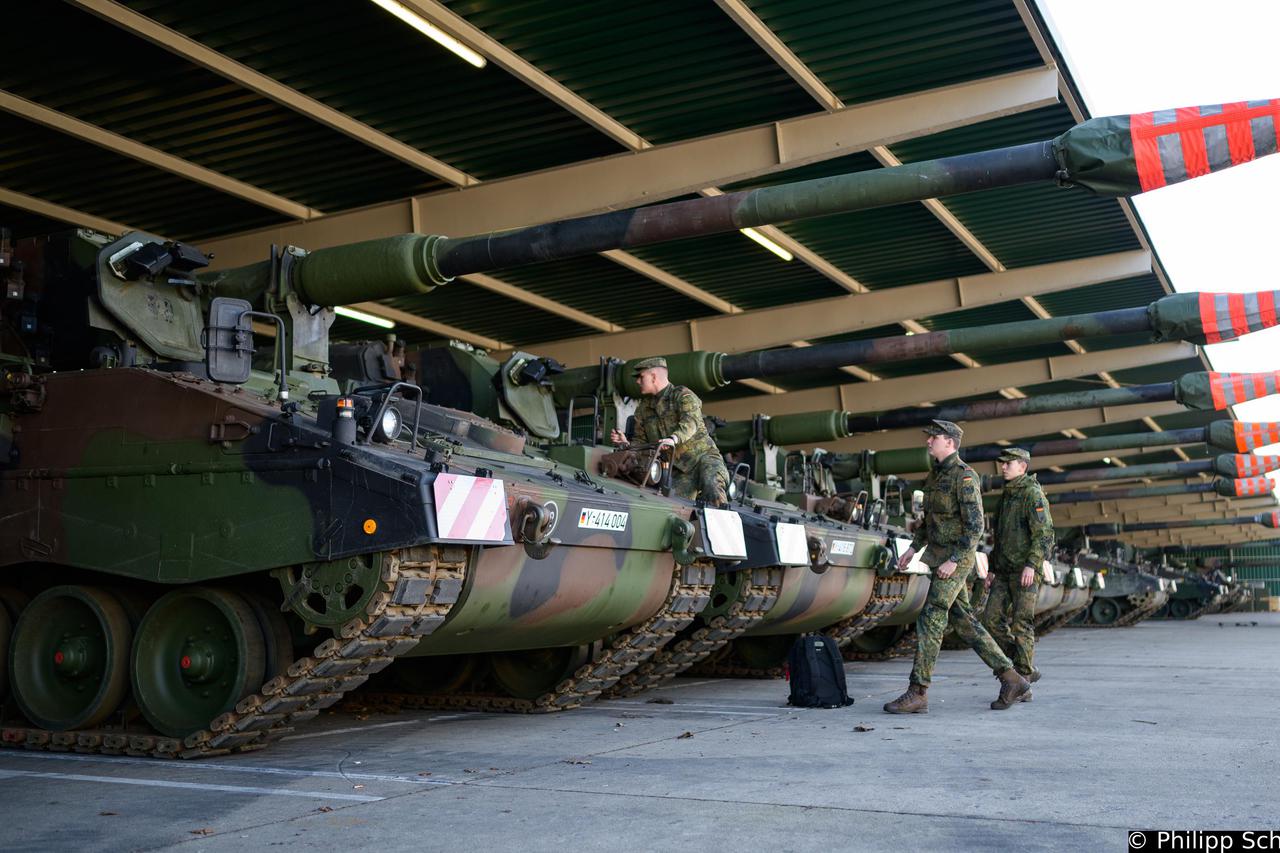 Bundeswehr deploys reinforcements for NATO battlegroup