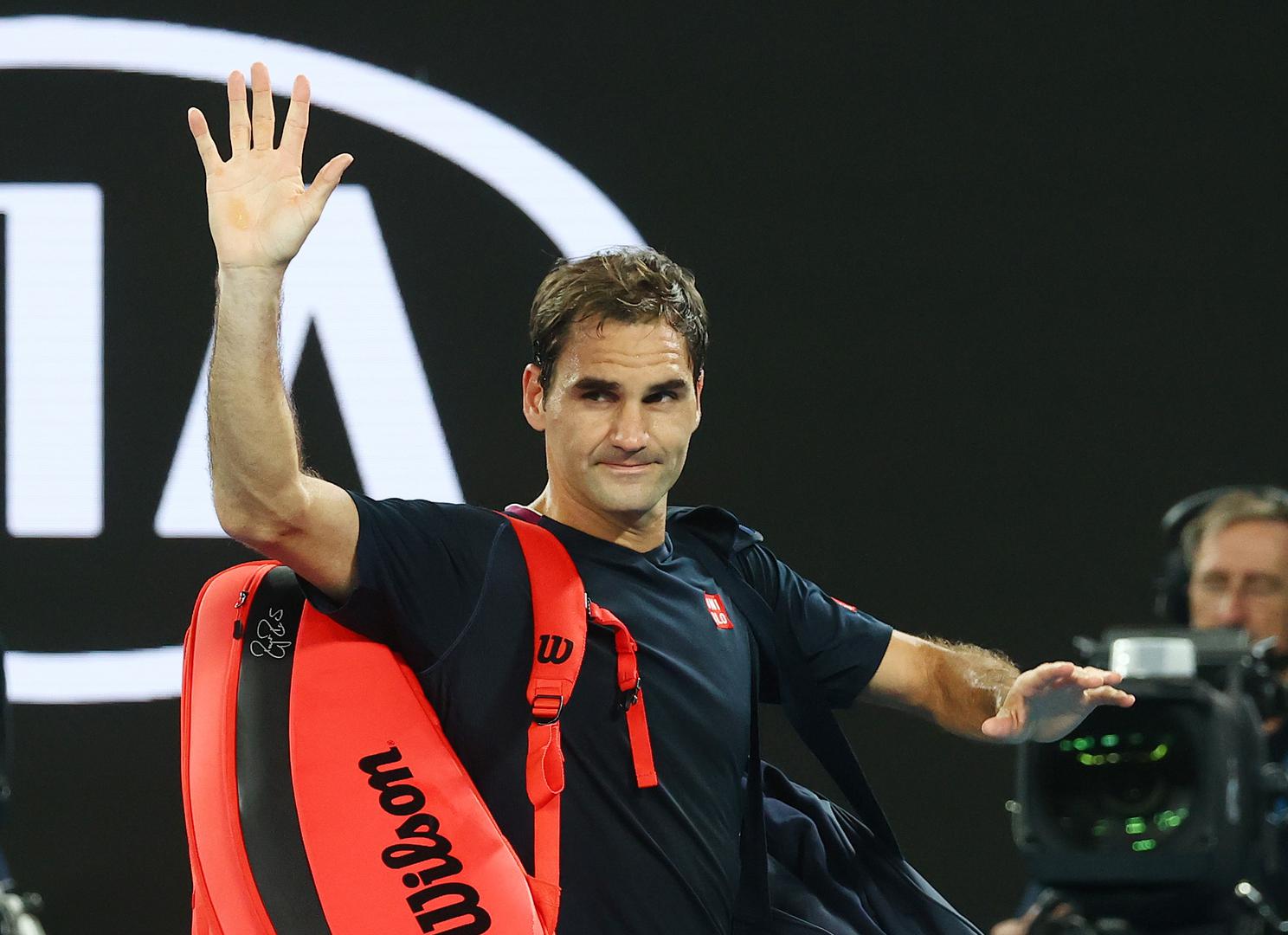 – Svaka čast Rogeru što je izašao na teren i borio se, jer se vidjelo da ima problema s kretanjem – izjavio je srpski tenisač