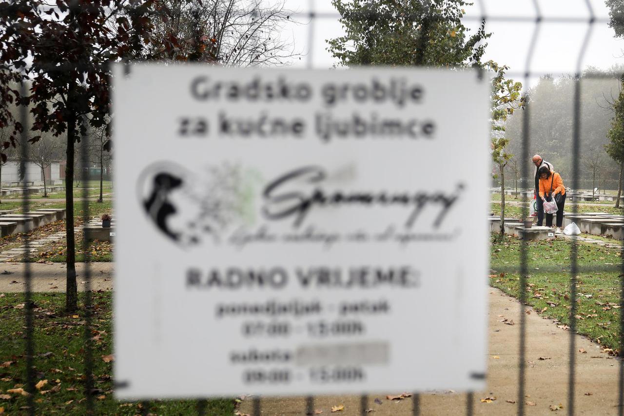 Zagreb: Groblje kućnih ljubimaca Spomengaj u Dumovcu na dan Svih svetih