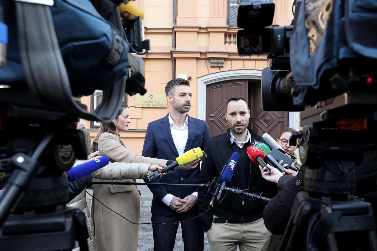 Zagreb: Životni partneri podnijeli  zahtjev za ocjenu ustavnosti Zakona o udomiteljstvu