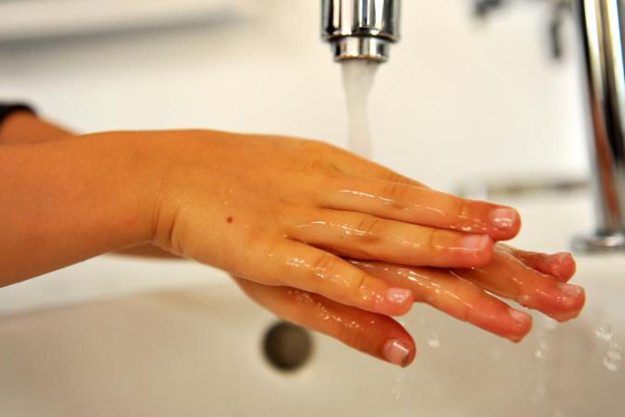 čistoća, pranje ruku, voda (1)