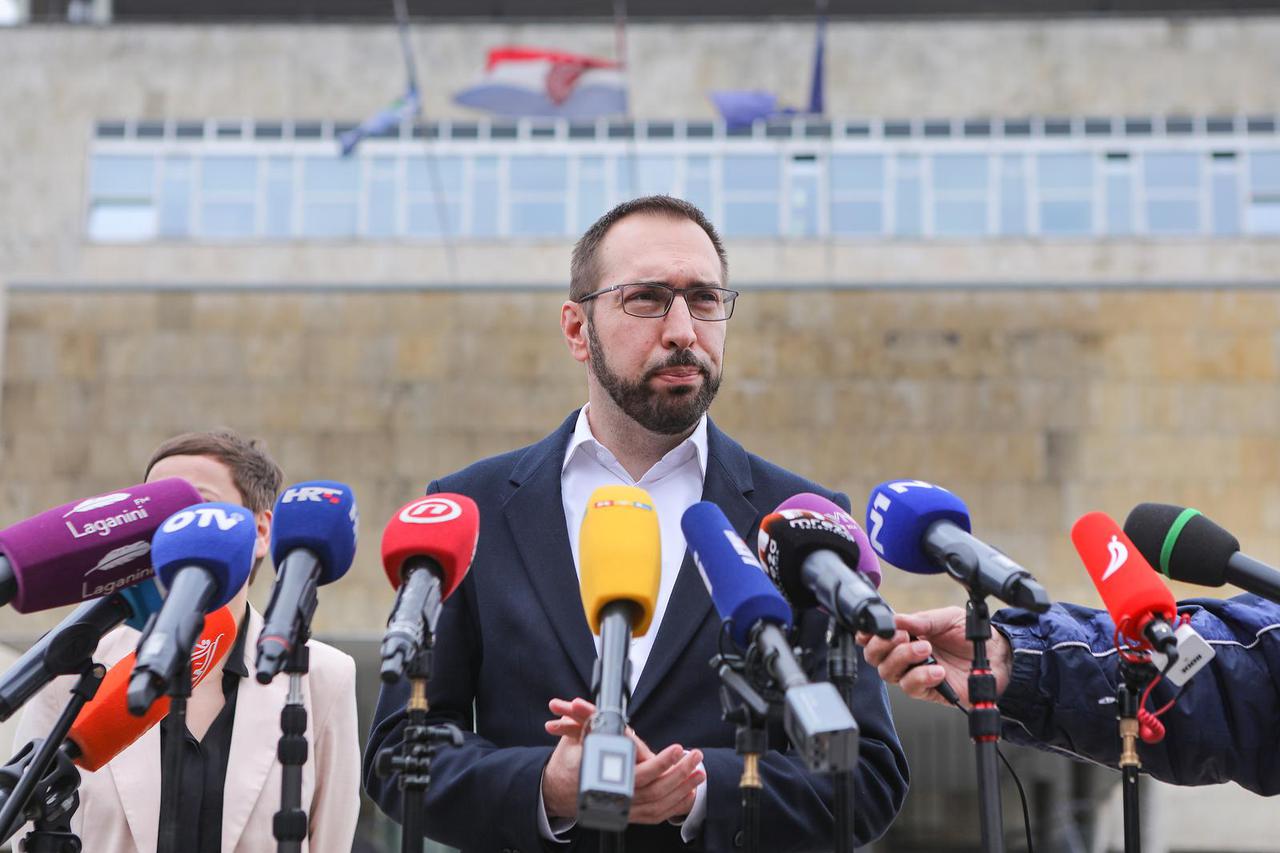 Tomašević: "Neka nas tuže ako misle da smo radili protuzakonito"