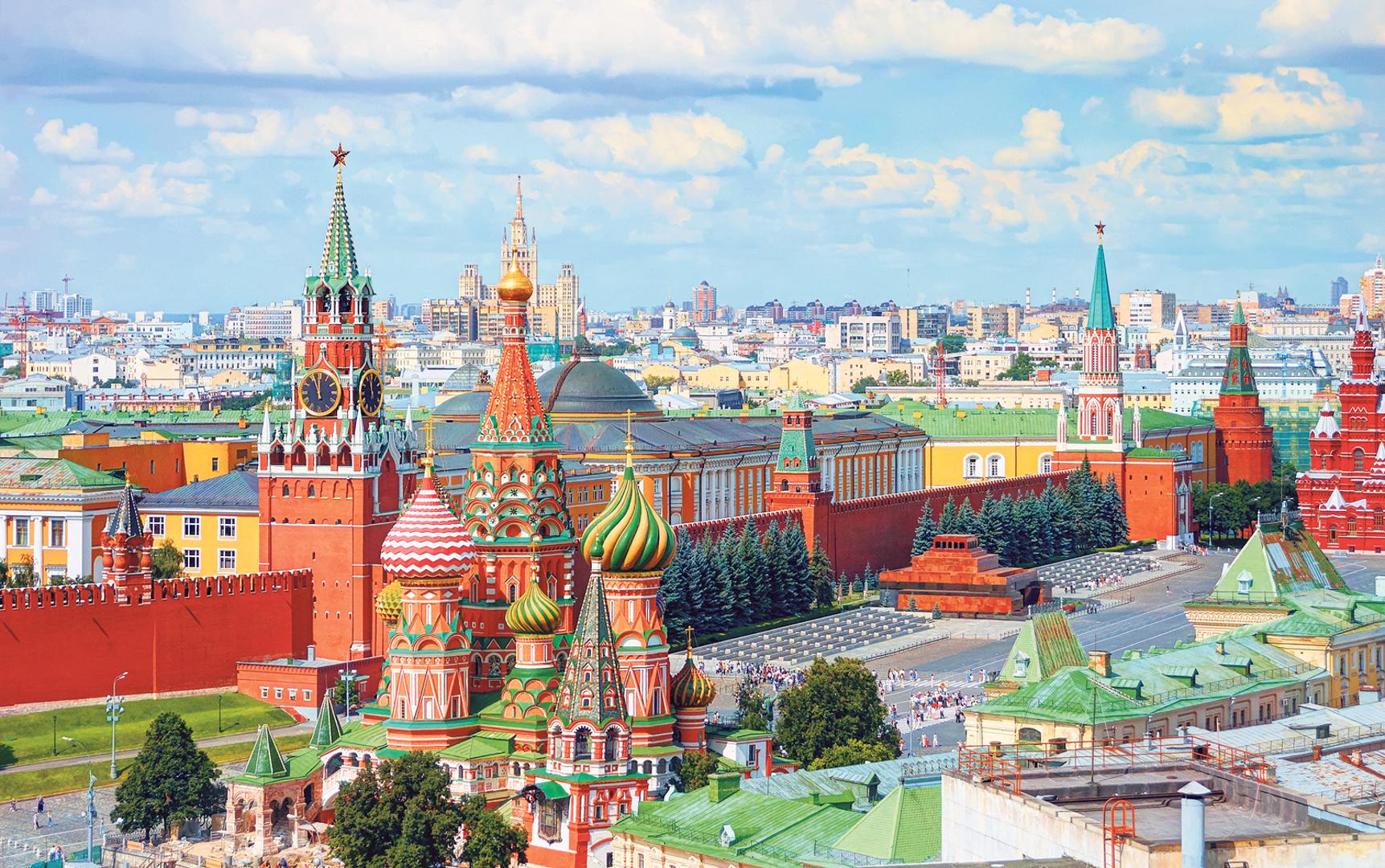 Moskovski Crveni trg mnogi smatraju
najljepšim trgom u Europi