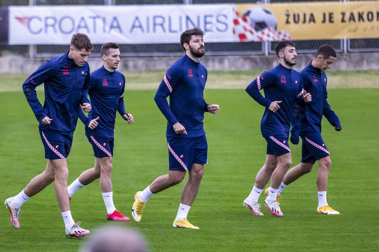 Omiš: Trening Hrvatske nogometne reprezentacije uoči utakmice Lige nacija protiv Portugala