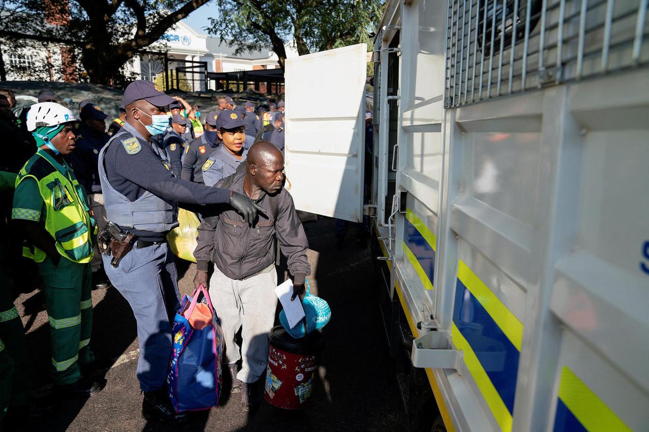 Refugees evicted, detained, outside UNHCR offices in South Africa
