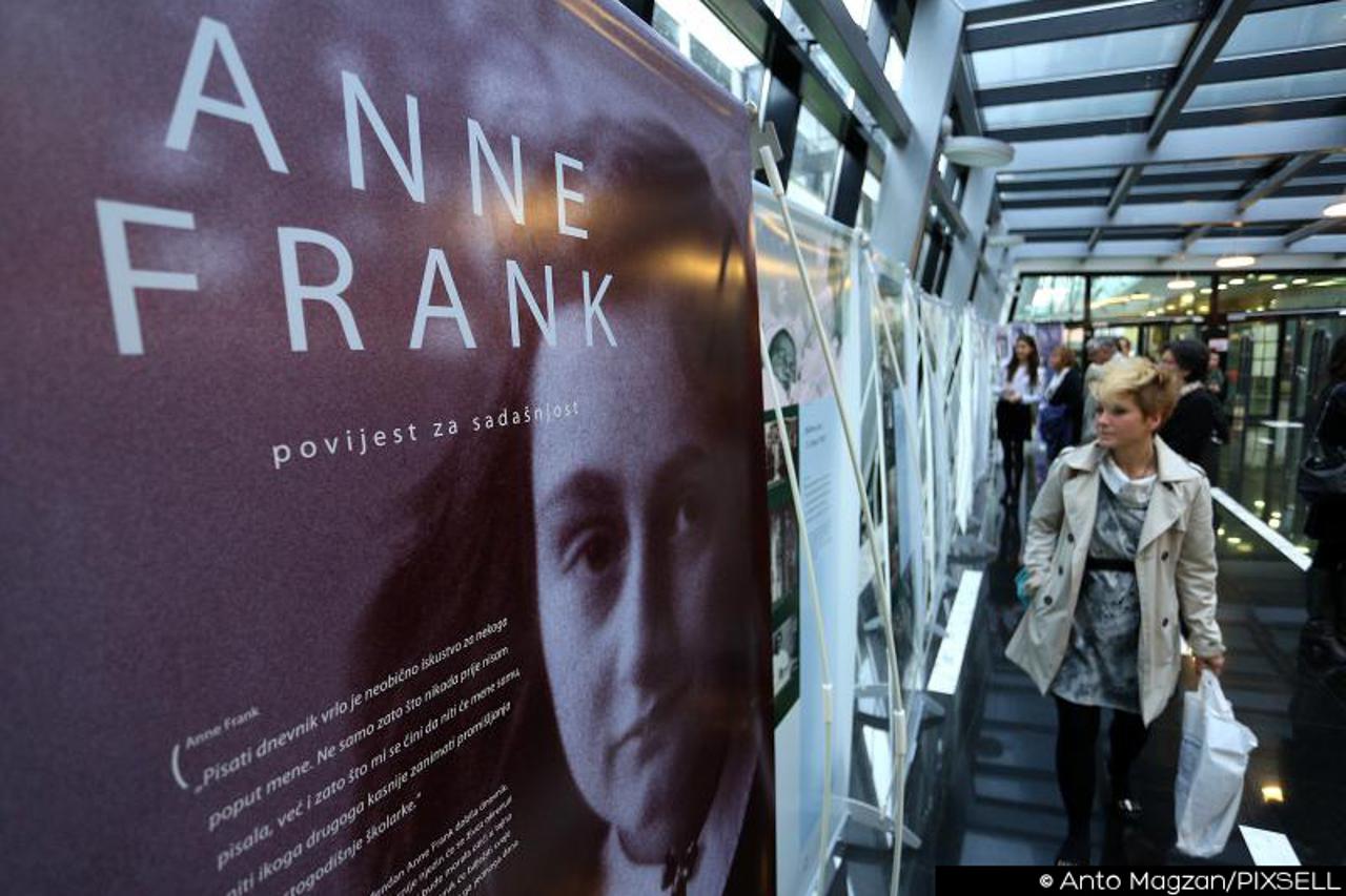Izložba Anne Frank (1)