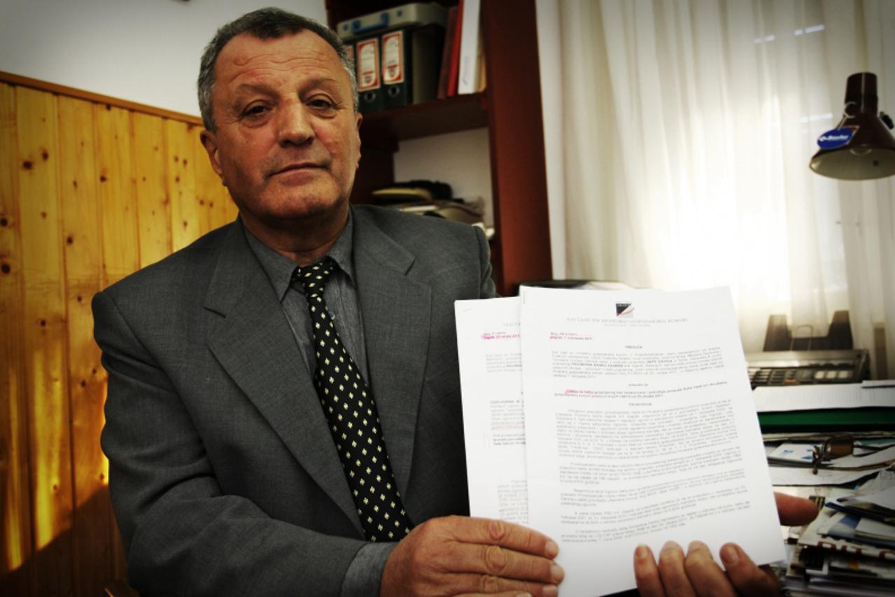 '22.12.2011., Split - Ante Dadic, prvi hrvat koji je dobio sudski spor protiv banke zbog dizanja kamata. Photo: Ivo Cagalj/PIXSELL'