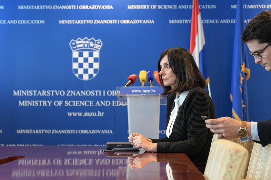 Ministrica Divjak dala izjavu o propalim pregovorima sa sindikatima