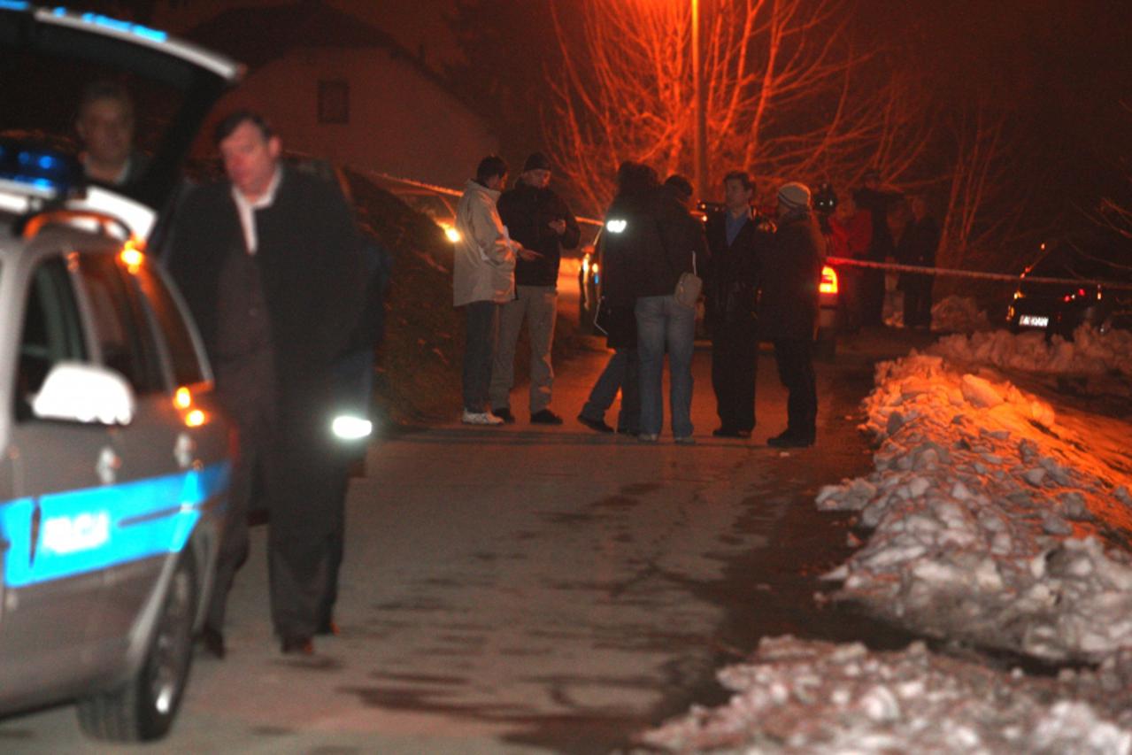 '13.01.2010, Rugvica - U selu Rugvica ubijena je Dragica M. (76). Za pociniteljem se traga. Pronasla ju je susjeda. Photo: Petar Glebov/PIXSELL'