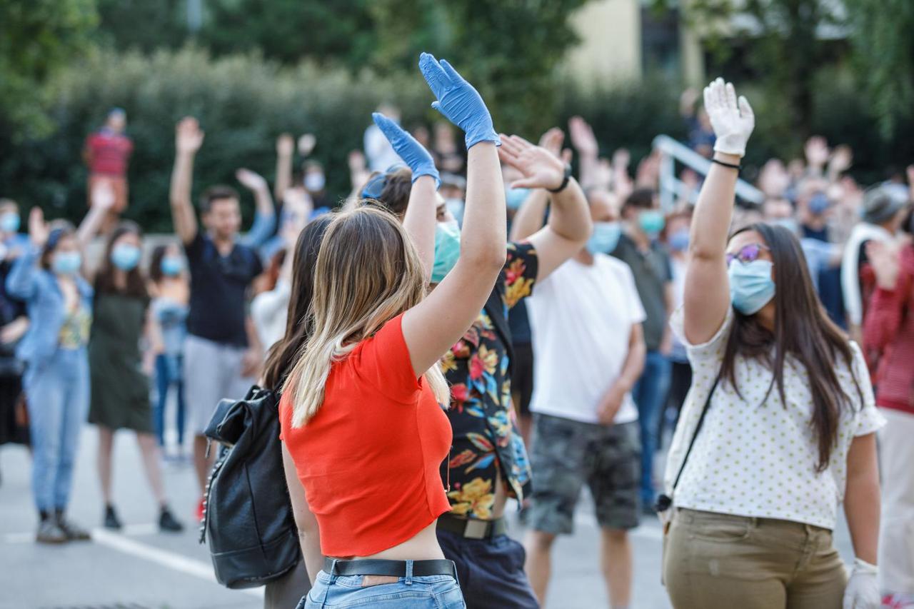 Zagreb: prosvjedno okupljanje studenata i zaposlenika FF-a