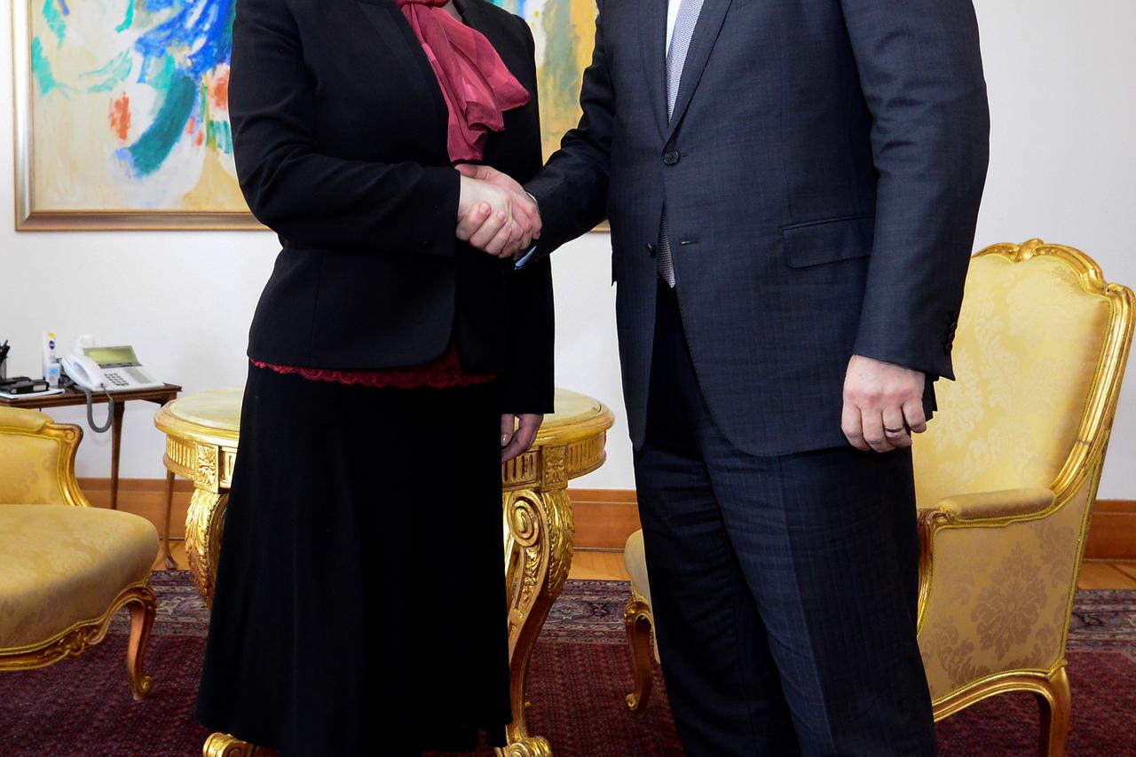 2.2.2016., Zagreb - Predsjednica Kolinda Grabar Kitarovic sastala se s premijerom Tihomir Oreskovicem u uredu predsjednice. 