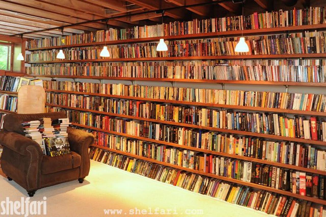 knjige u kući neila gaimana