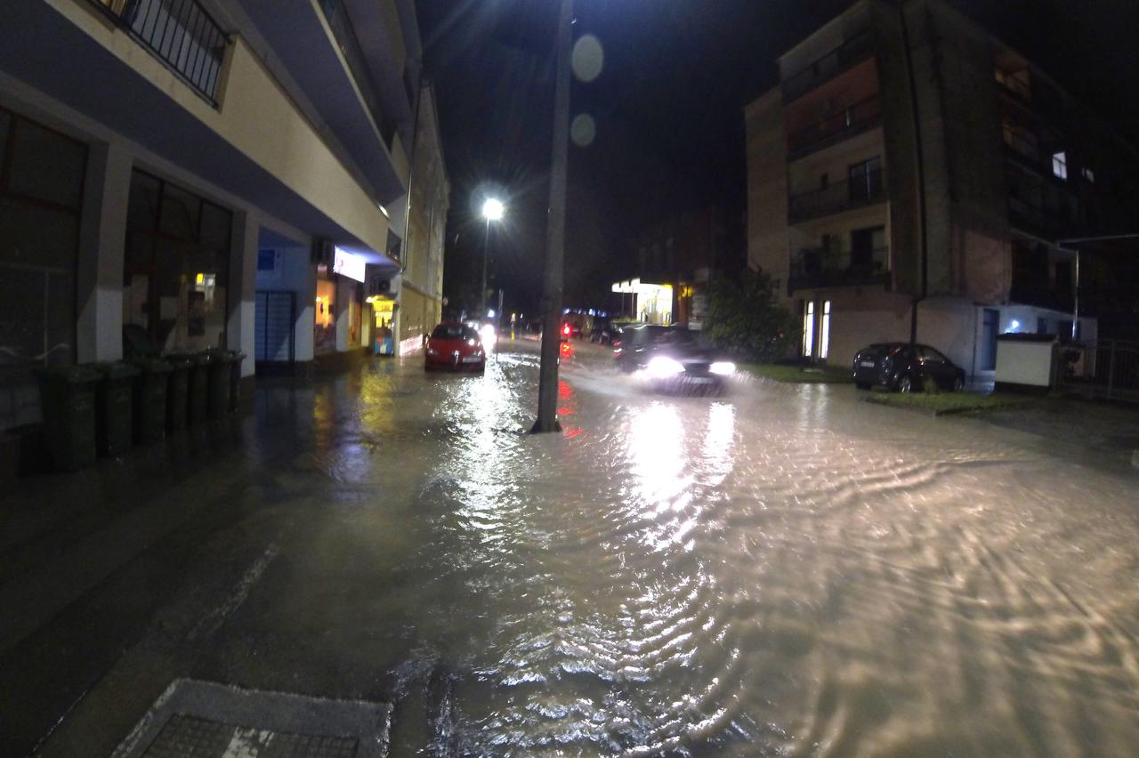 poplava u Hrvatskoj Kostajnici