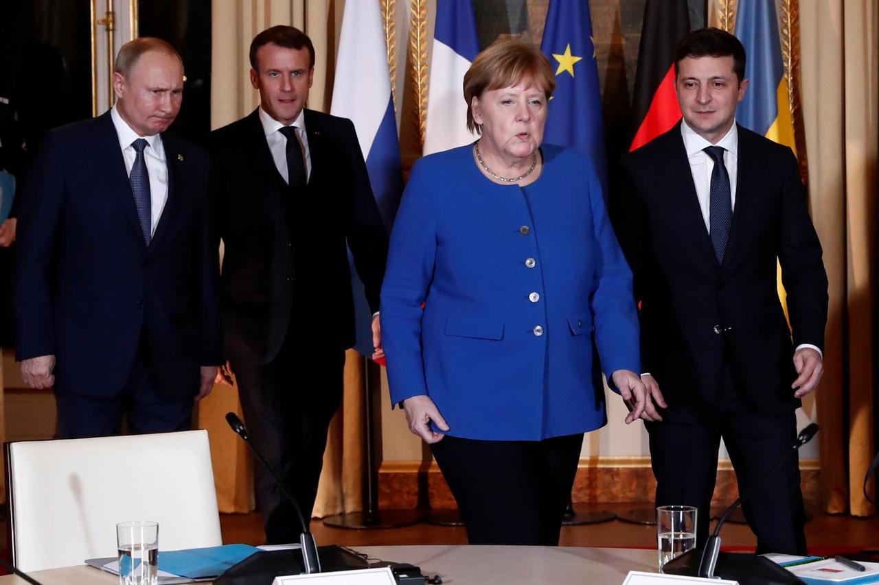 Četvorka za mir: Čelnici Rusije, Francuske, Njemačke i Ukrajine – Putin, Macron, Merkel i Zelenski – susreli su se jučer u Parizu kako bi dogovorili kraj petogodišnjeg rata na istoku Ukrajine
