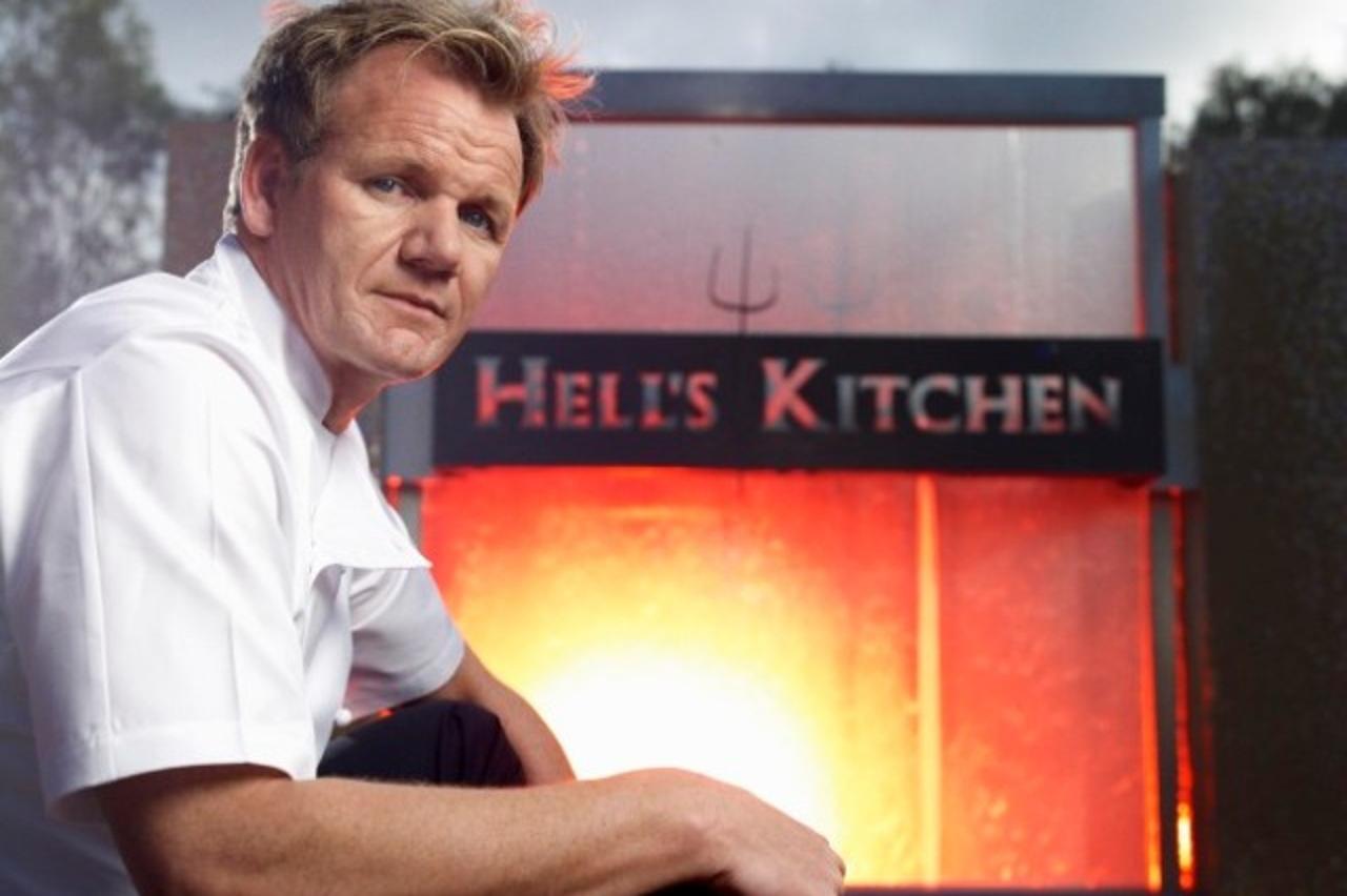 'HELL\'S KITCHEN: Chef Gordon Ramsay turns up the heat in season 5 of HELL\'S KITCHEN premiering Thursday, Jan. 29 (9:00-10:00 PM ET/PT) on FOX. ©2009 Fox Broadcasting Co. Cr: Patrick Ecclesine/FOX'