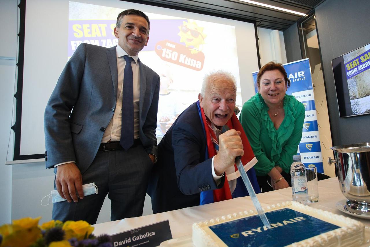 Ryanair otvorio bazu u Zagrebu, najavio investicije od 300 milijuna dolara i otvaranje 90 radnih mjesta