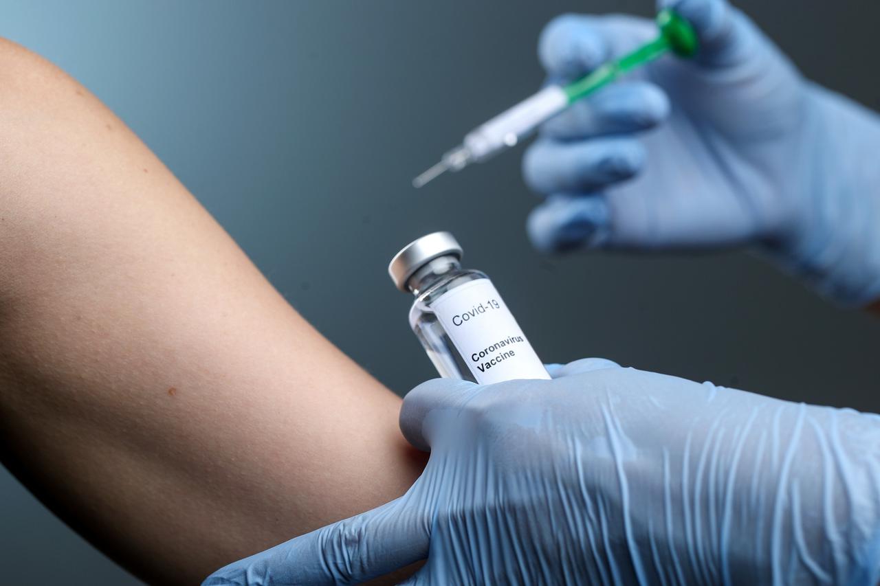 Cijepljenje protiv koronavirusa - ilustracija