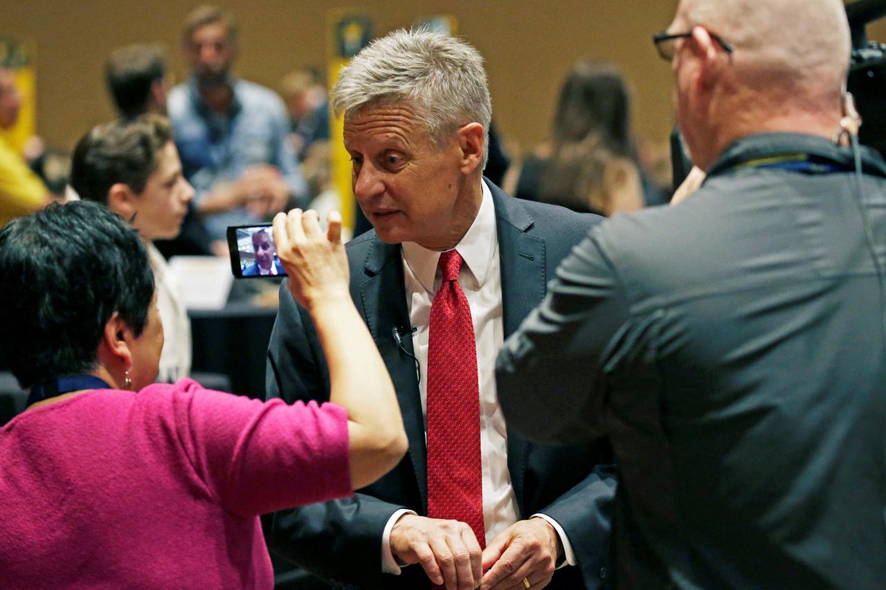 Libertarian Party presidential candidate Gary Johnson attends the National Convention held at the Rosen Center in Orlando, Florida, May 29, 2016.  REUTERS/Kevin Kolczynski
