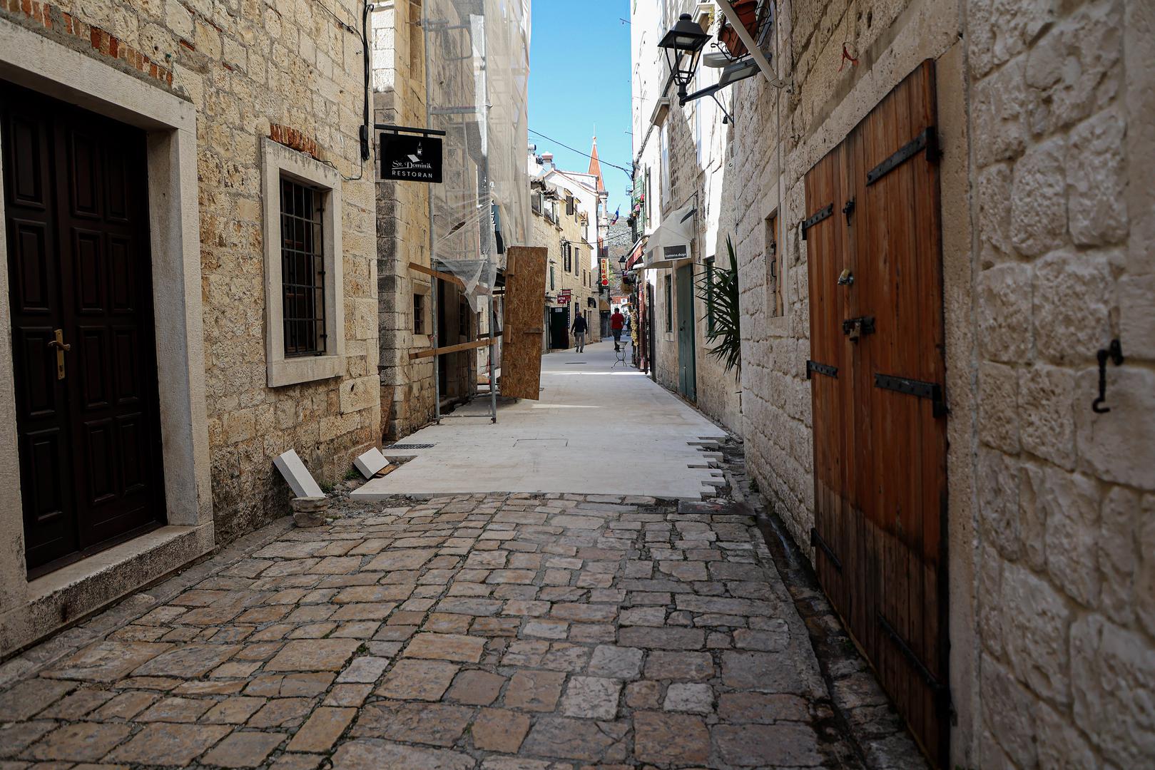 Ulice Trogira popločene novim kamenom iako je grad pod zaštitom UNESCO-a.