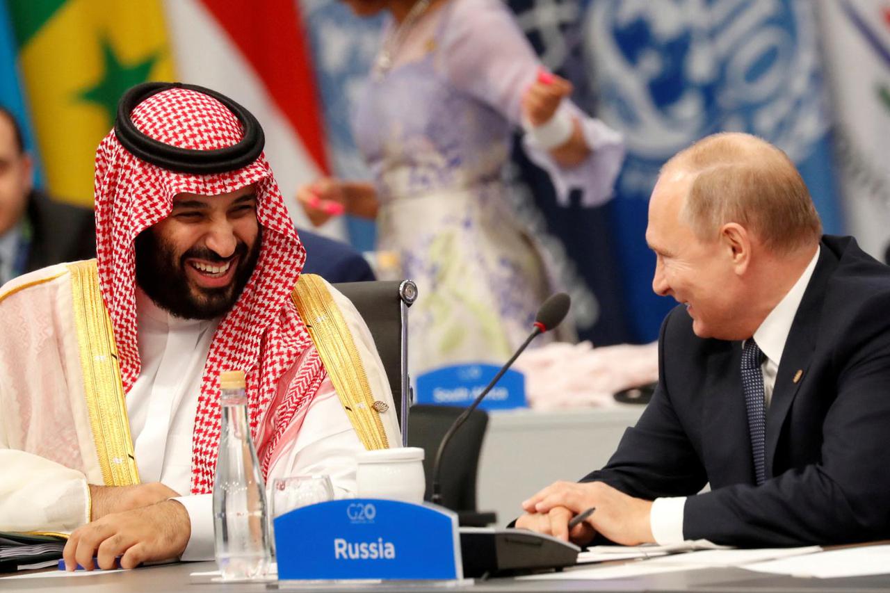 FILE PHOTO: Russian President Vladimir Putin and Saudi Crown Prince Mohammed bin Salman attend the G20 leaders summit in Buenos Aires, Argentina November 30, 2018