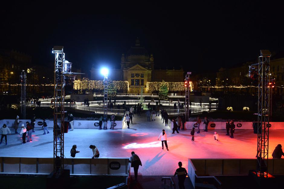 Zagreb: Atmosfera u Ledenom parku
