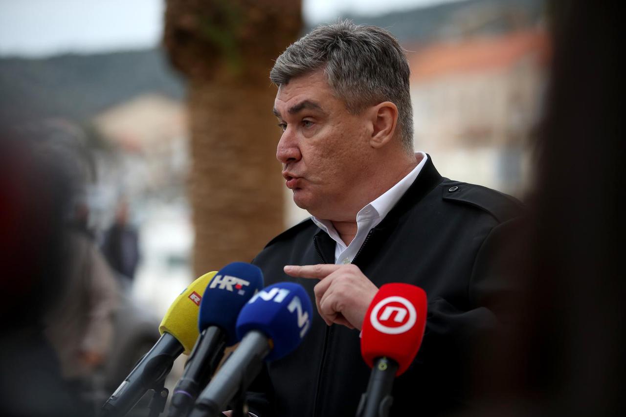 Predsjednik Zoran Milanović obratio se medijima u Veloj Luci