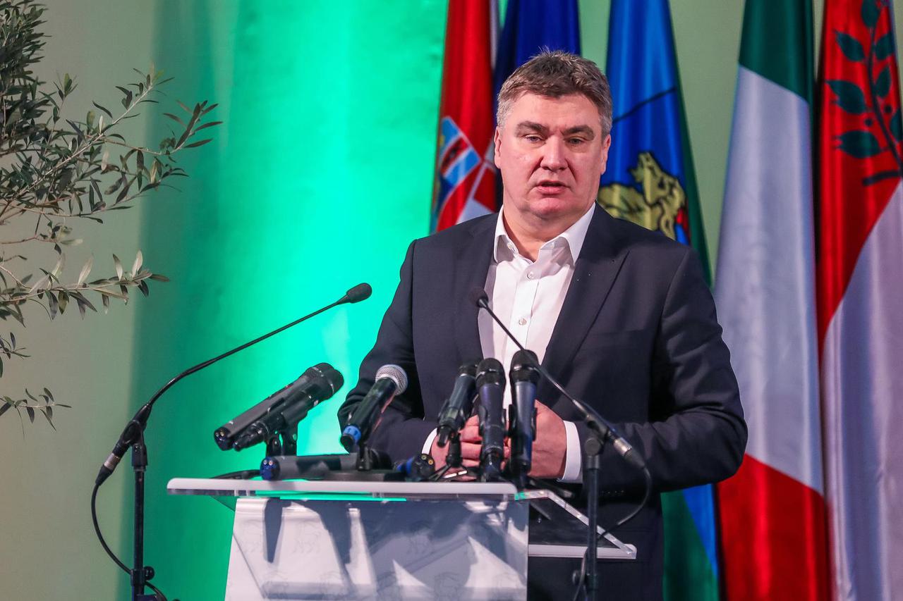 Poreč: Predsjednik Milanović sudjelovao na obilježavanju Dana Istarskog Statua