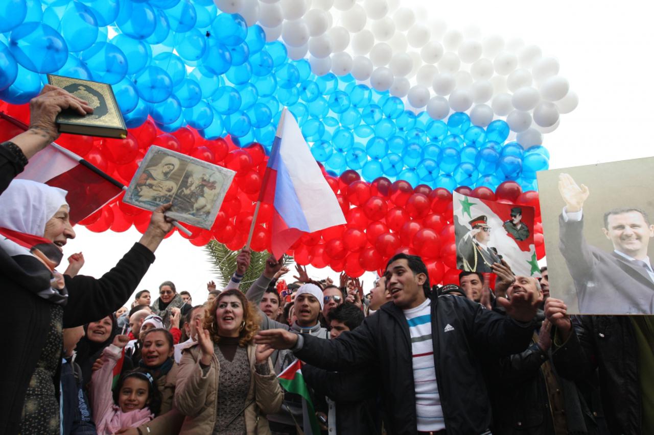 Sirijci Lavrova dočekali kao heroja: Hvala Rusiji!