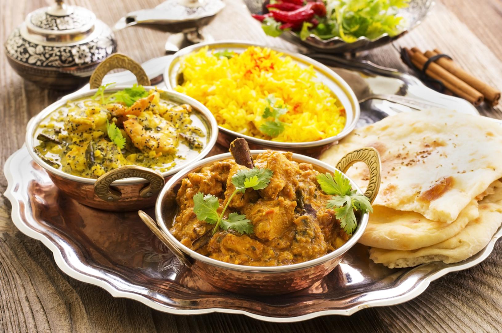 Curry – Popularno indijsko jelo malo tko ne voli, no ne jedite ga prije spavanja. Prepuno je začina koji mogu negativno utjecati na vaš san, a jedno istraživanje u Australiji pokazalo je kako su osobe koje su za večeru jele začinjenu hranu imale mnogo lošiji san od osoba koje su jele laganije večere.