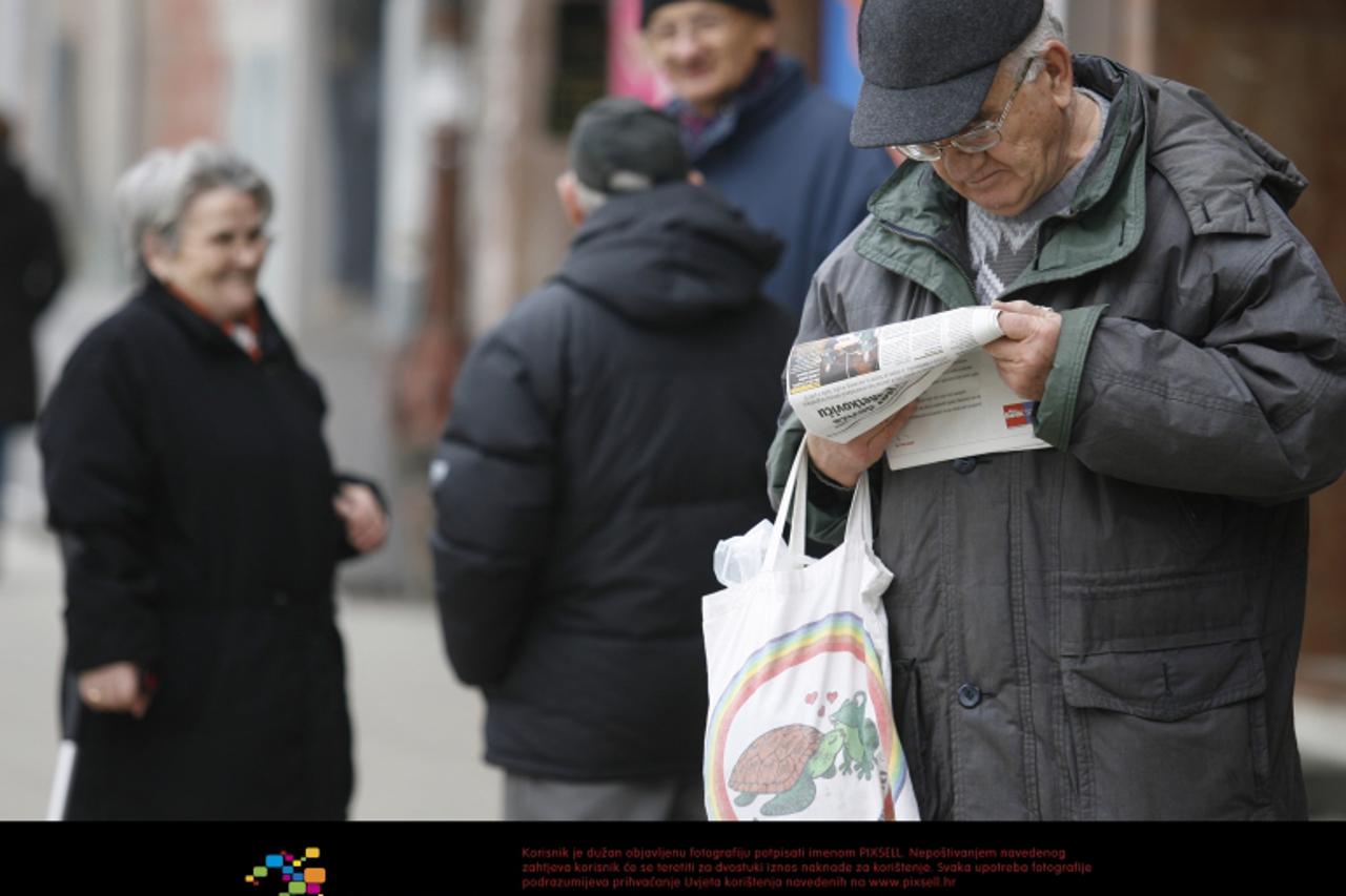 '13.01.2010., Osijek - Starije osobe i umirovljenici, ilustracija. Photo: Marin Franov/PIXSELL'